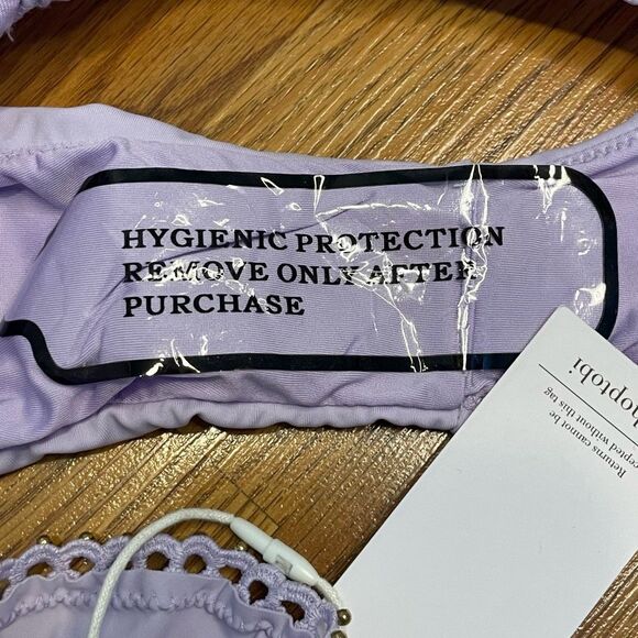 Tobi Let You Go Bikini Bottom Lavender Purple Ruffle Trim Metallic Gold Accent M - Picture 9 of 9